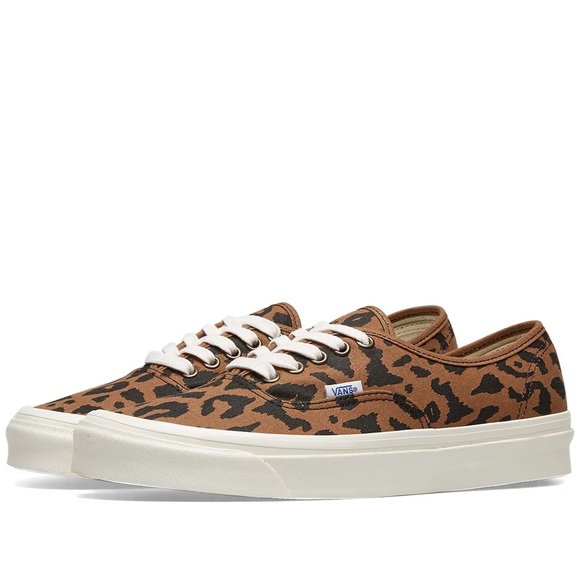 Vans Shoes - ✨HOST PICK✨ Vans Authentic 44 DX (Anaheim Factory) - OG Leopard
